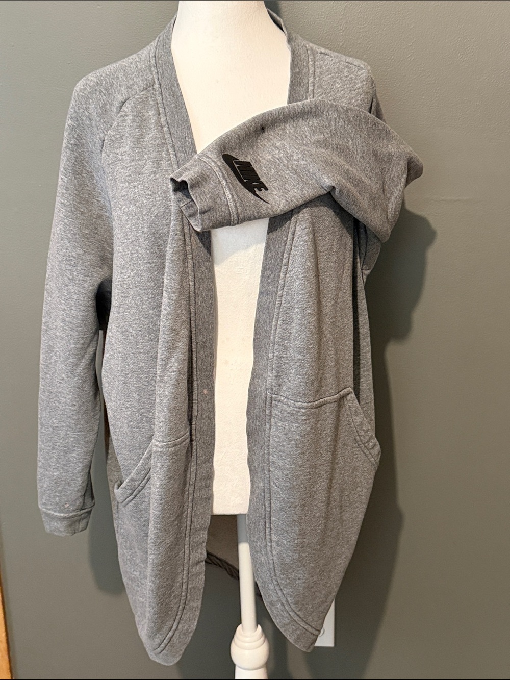 Nike Rally Club Women's Light Gray Open Front Cardigan with Pockets